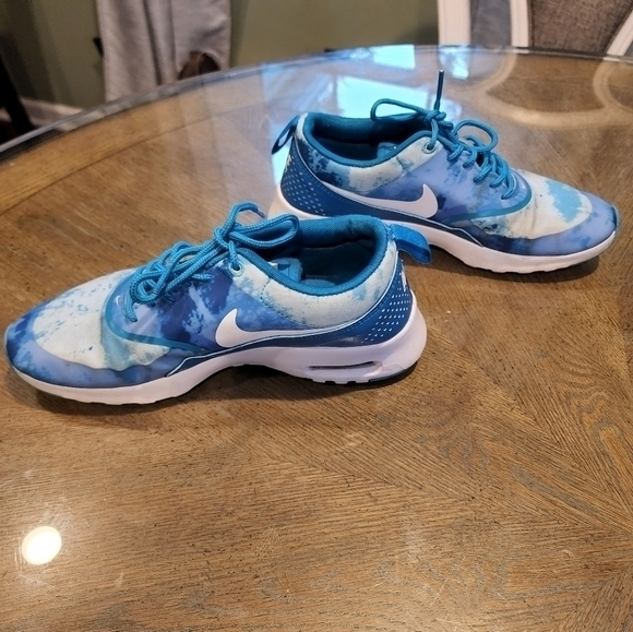 Nike Air Max Thea‎ Blue Tie Dye Size 7.5 - Picture 1 of 8